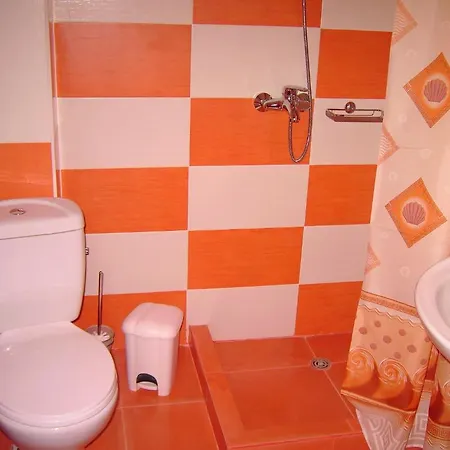 Family Deja Vu Отель