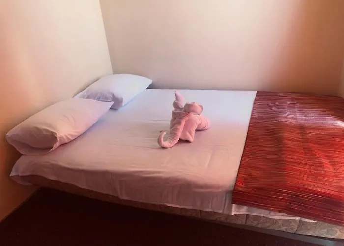 Family Deja Vu Отель Равда