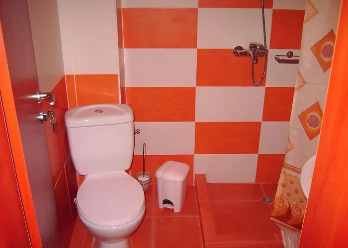 Family Deja Vu Равда